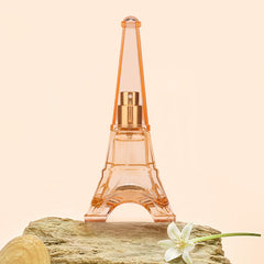 A Trip To Paris. Women Are Free To Encounter Perfumes, Fresh And Fragrant